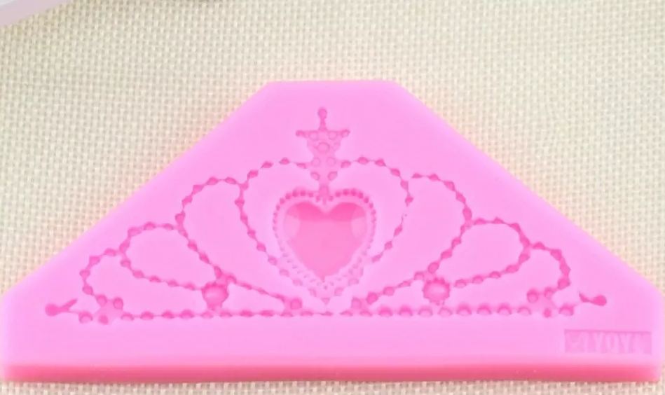 Molde Silicon Para Hacer Coronita Con Corazon Corona* - Imagen 4